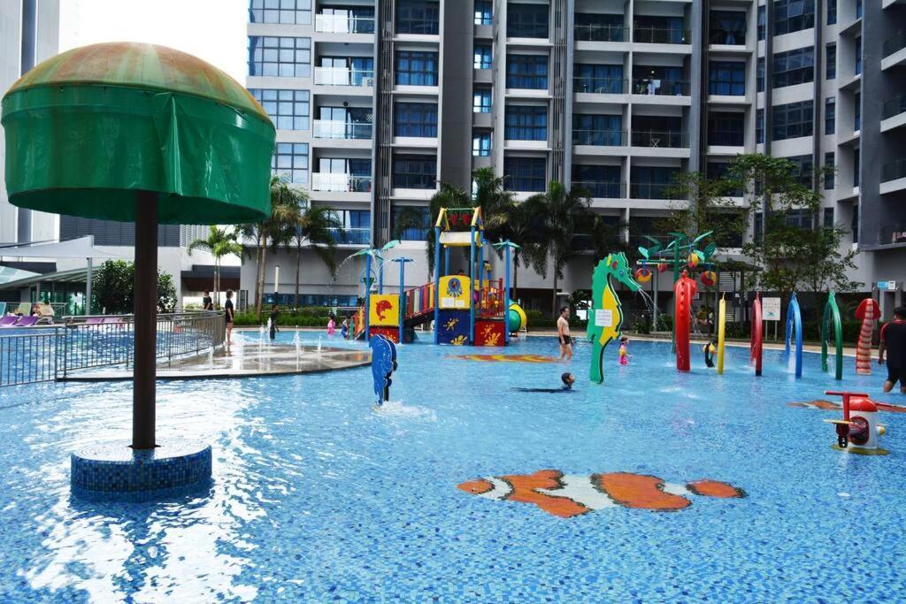 Apartment 1bedroom 1bathroom 4-6pax 5 Min To Jonker Walk Atlantis Residences *