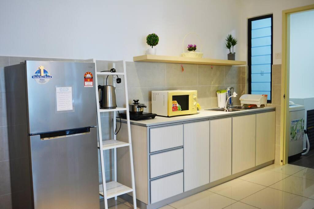 1bedroom 1bathroom 4-6pax 5 Min To Jonker Walk Atlantis Residences * Malacca